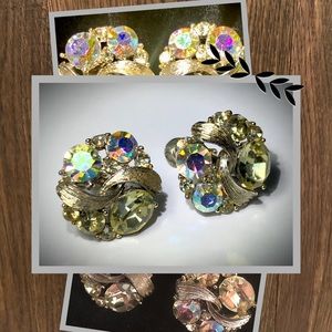 Vintage Lisner Gold AB Screw Back Earrings